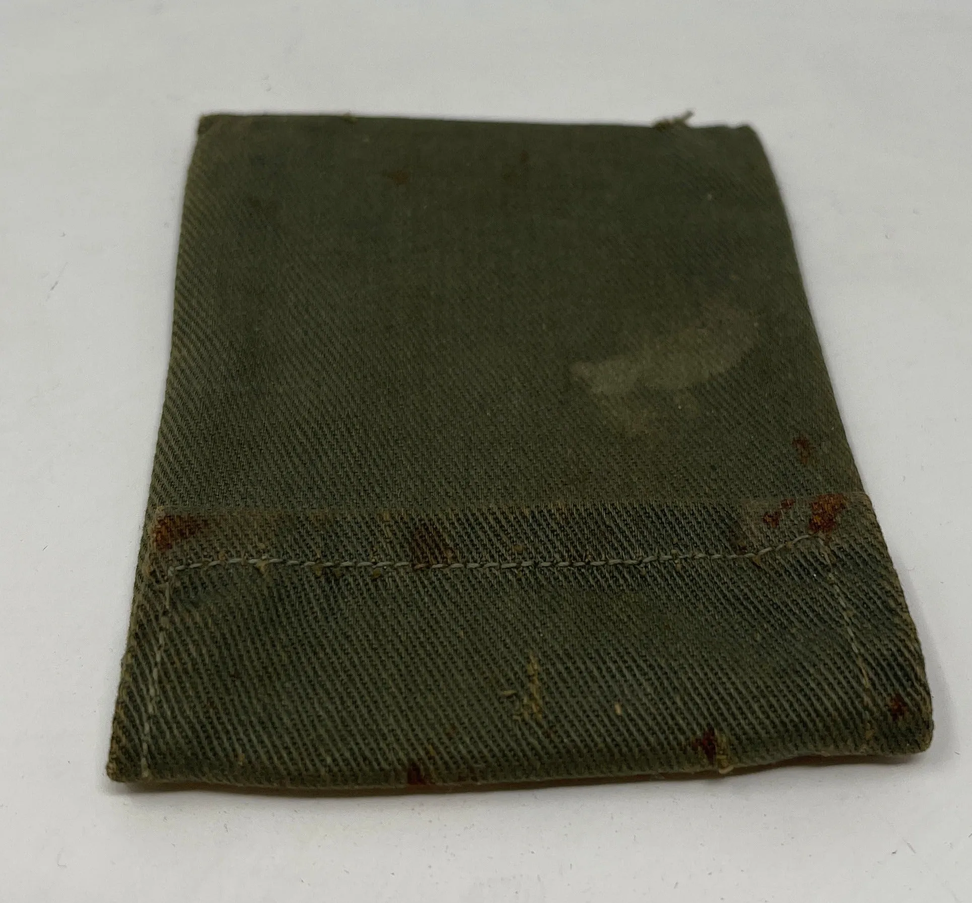 British Army Jungle 1945 Issue Mirror in Green Case