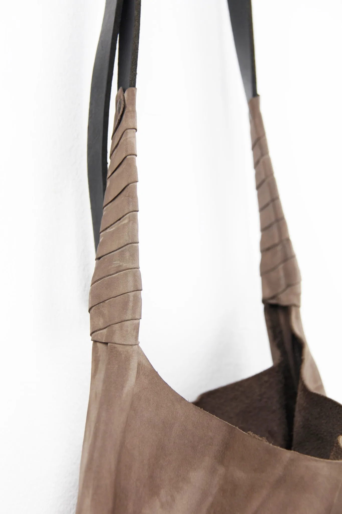 Hobo Shoulder Bag