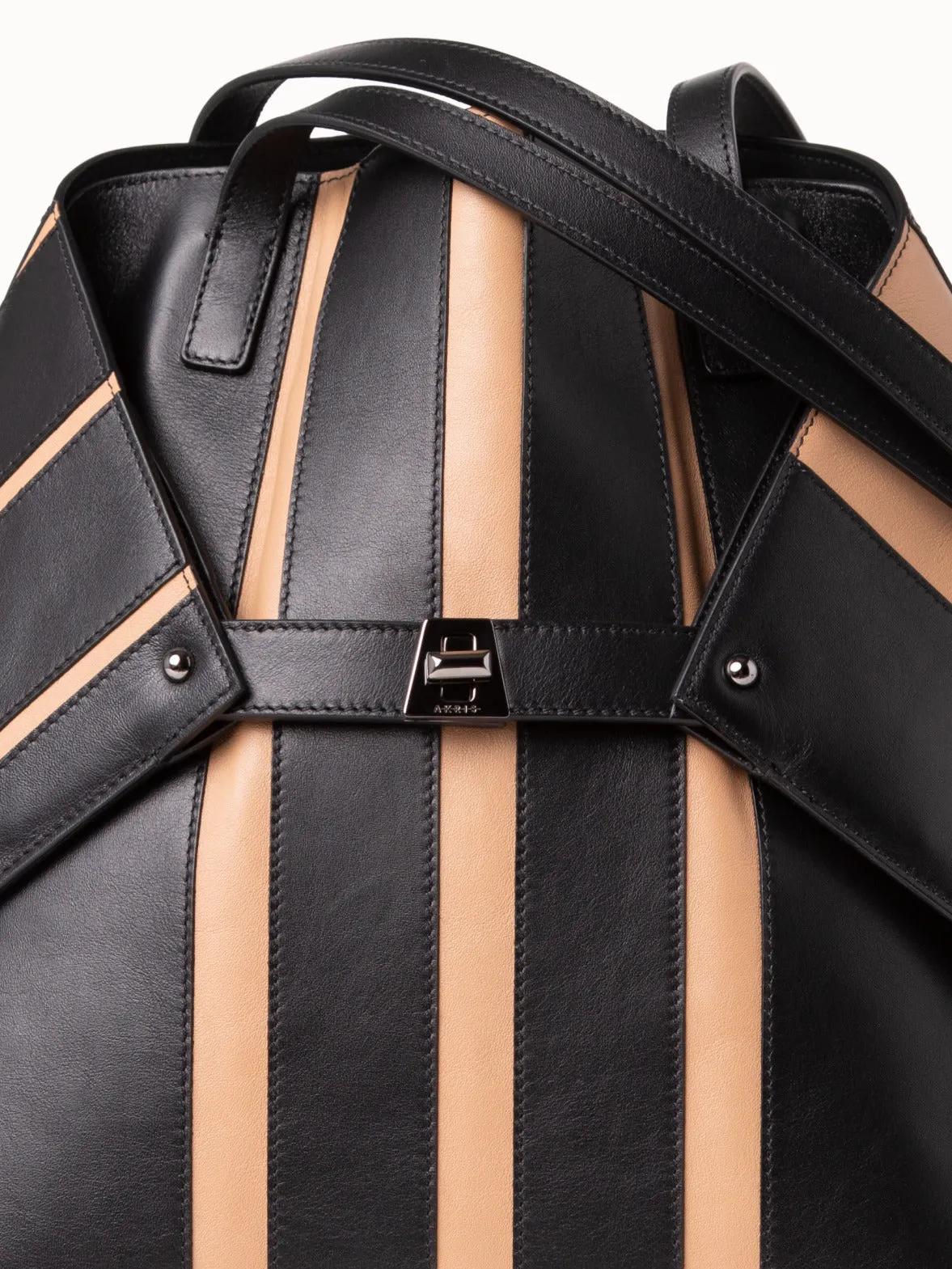 Medium Ai Schultertasche aus Lederstreifen